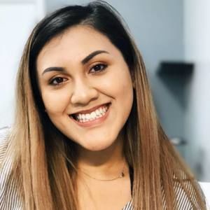 Meet your Posher, Stephanie